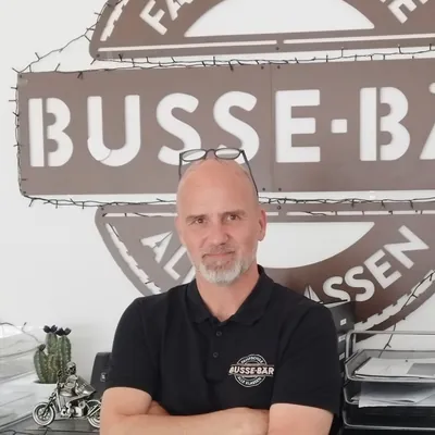 Peter, Fahrlehrer und gelernter Berufskraftfahrer
